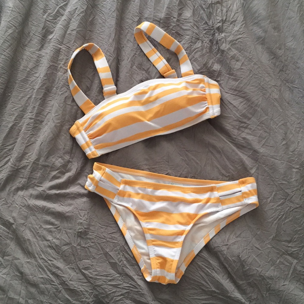 Yellow bikini | women’s | small